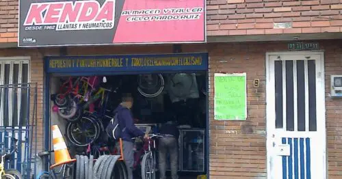 ALMACEN Y TALLER CICLO PARDO RUIZ ALMACEN Y TALLER CICLO PARDO RUIZ
